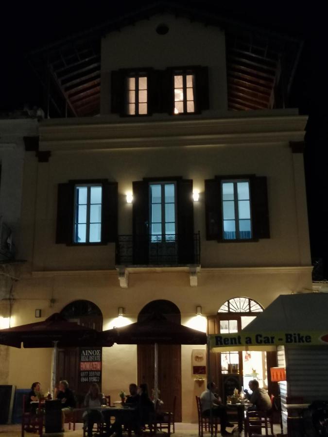 Aegina Port Apt 3 Exterior photo